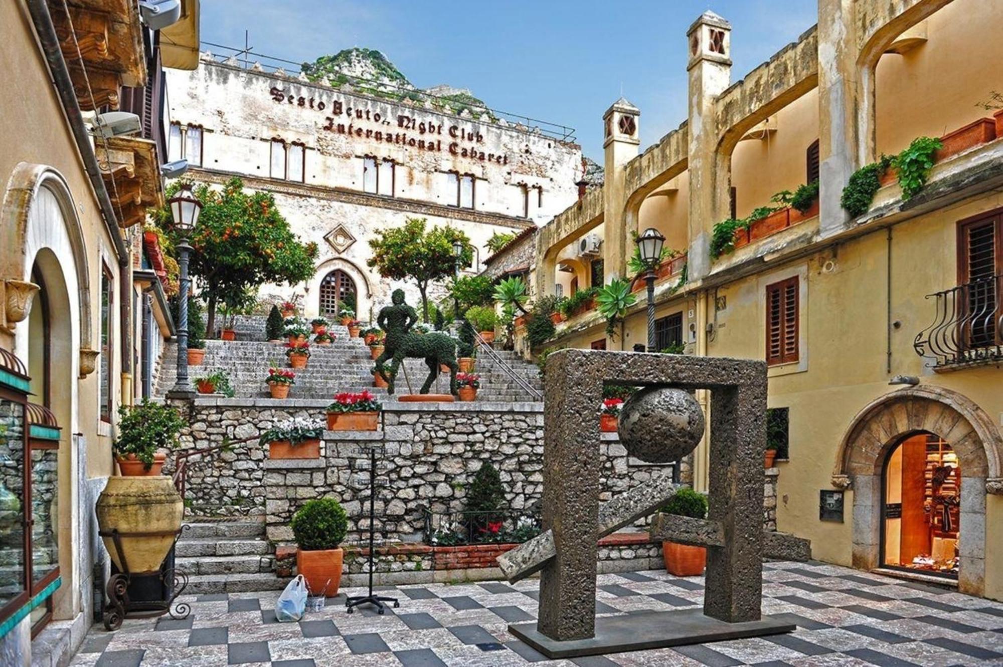 In Mit Terrasse Apartment Taormina